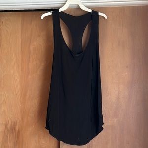 Onzie black racerback